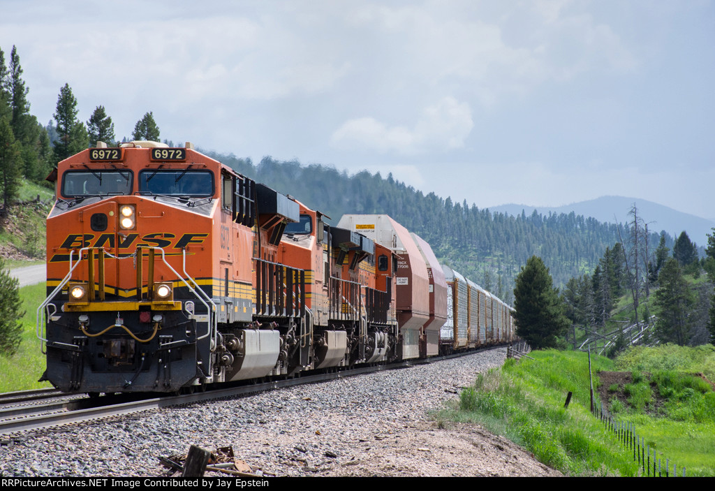BNSF 6972 leads a manifest east at West Portal